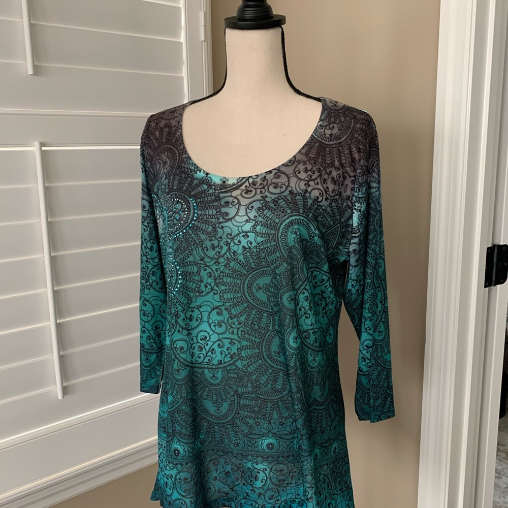 Size XL muted green tunic.  Never worn